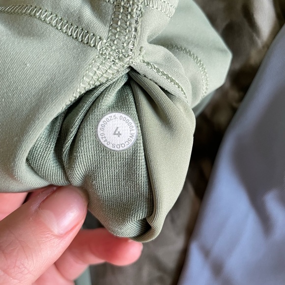 Lululemon wunder train legging - Picture 3 of 3